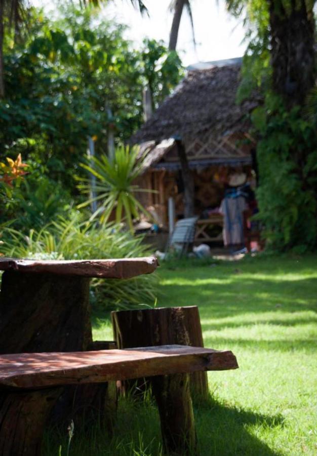The Lazy Bar And Guesthouse Krabi Exterior photo